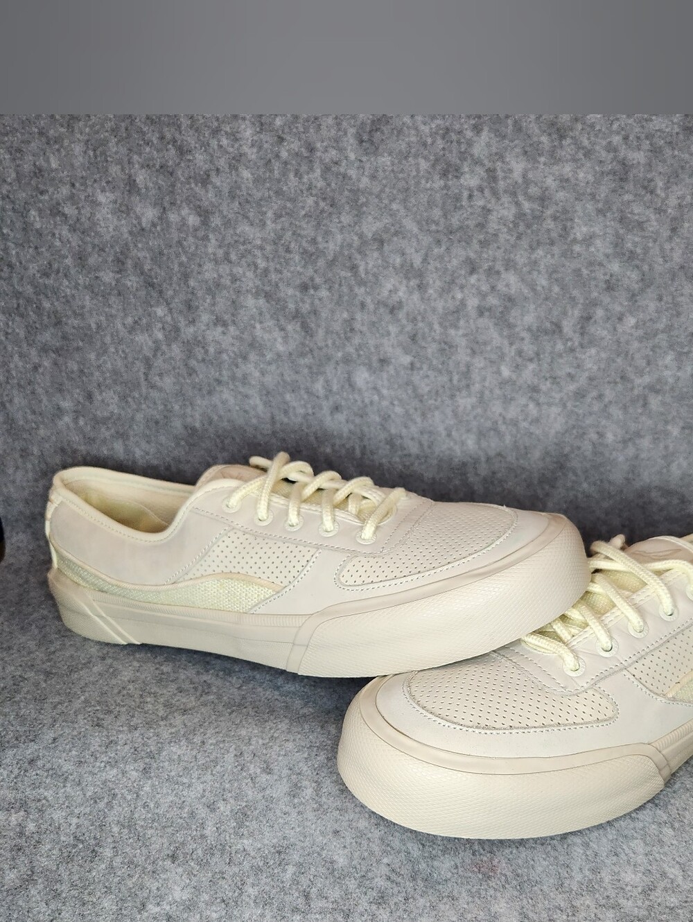 Sperry Women's Soletide Ivory Sneakers Boat Shoes STS87313 Size 10